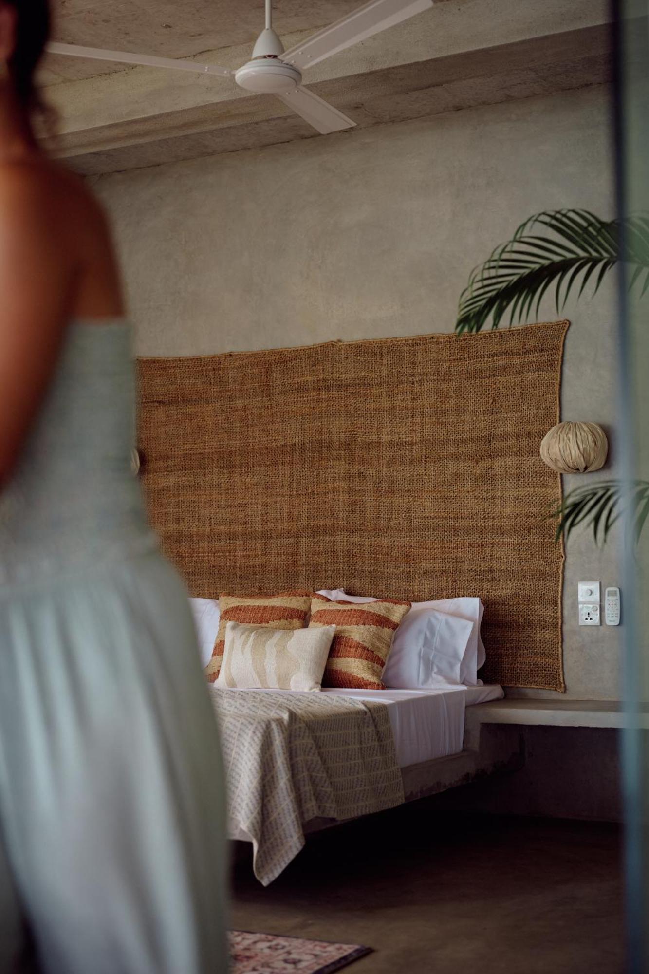 Gitano Surf Ahangama Beachfront Экстерьер фото